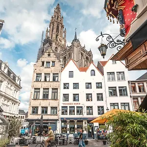 https://tempel-triplex-duplex-at-historic-heart-of-antwerp.brusselshotelsbook.com