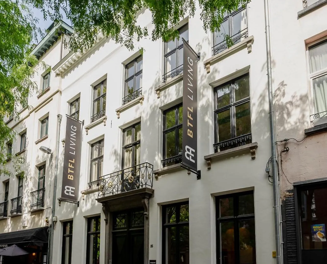 Btfl Living Antwerp Apartment