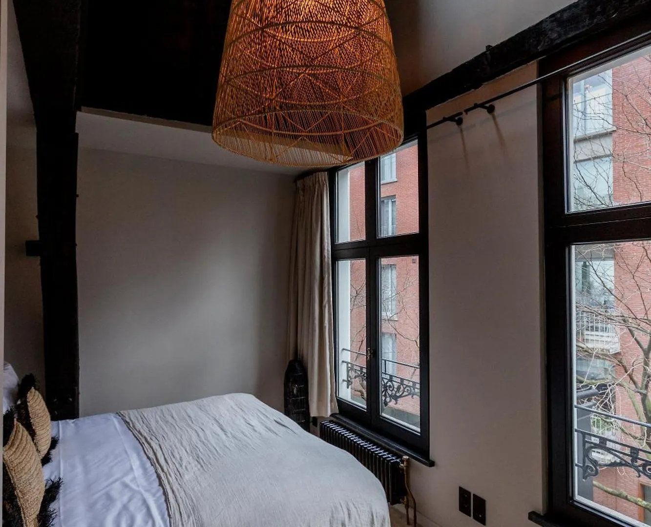 Btfl Living Antwerp Apartment