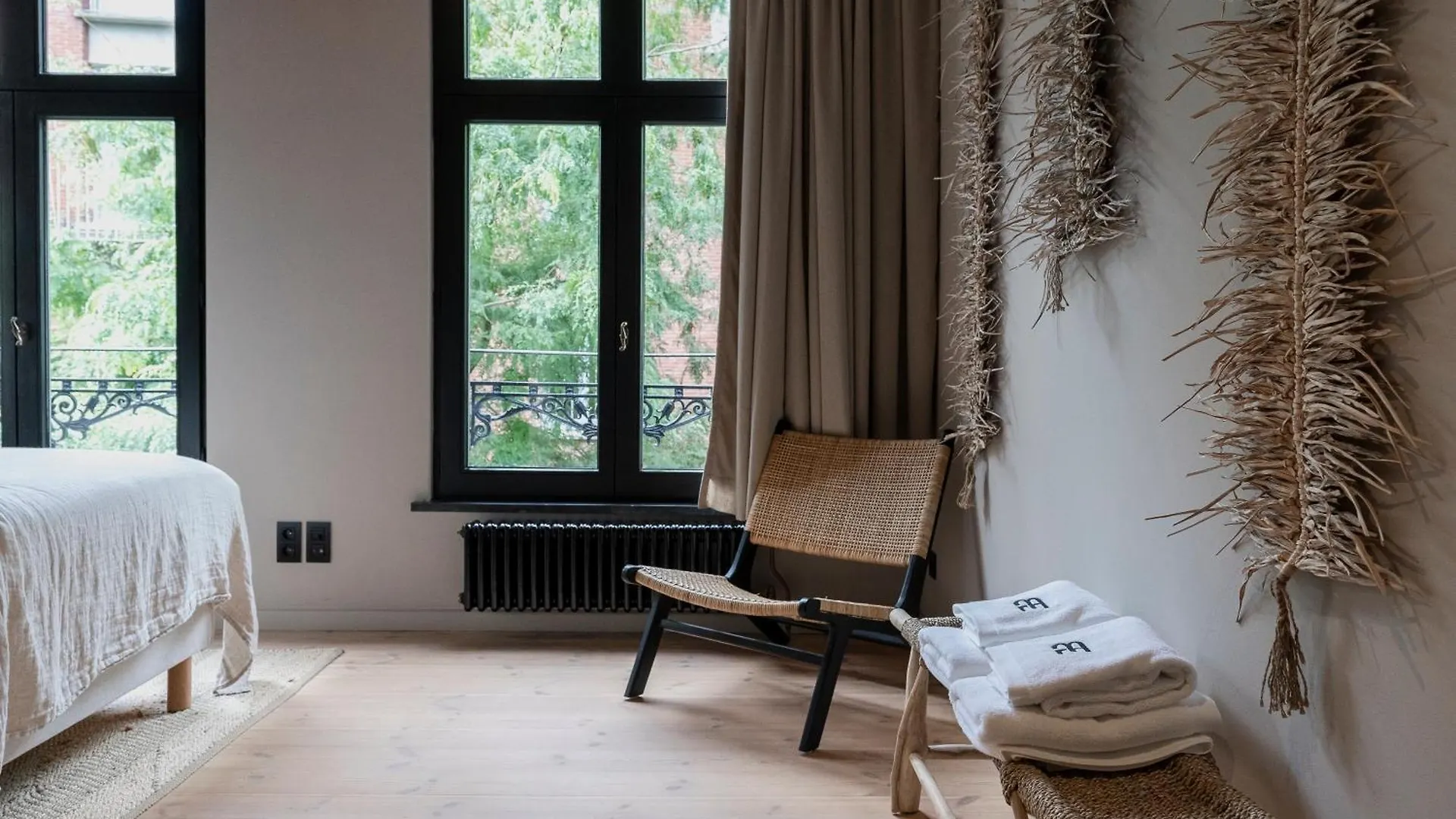 Btfl Living Antwerp Apartment