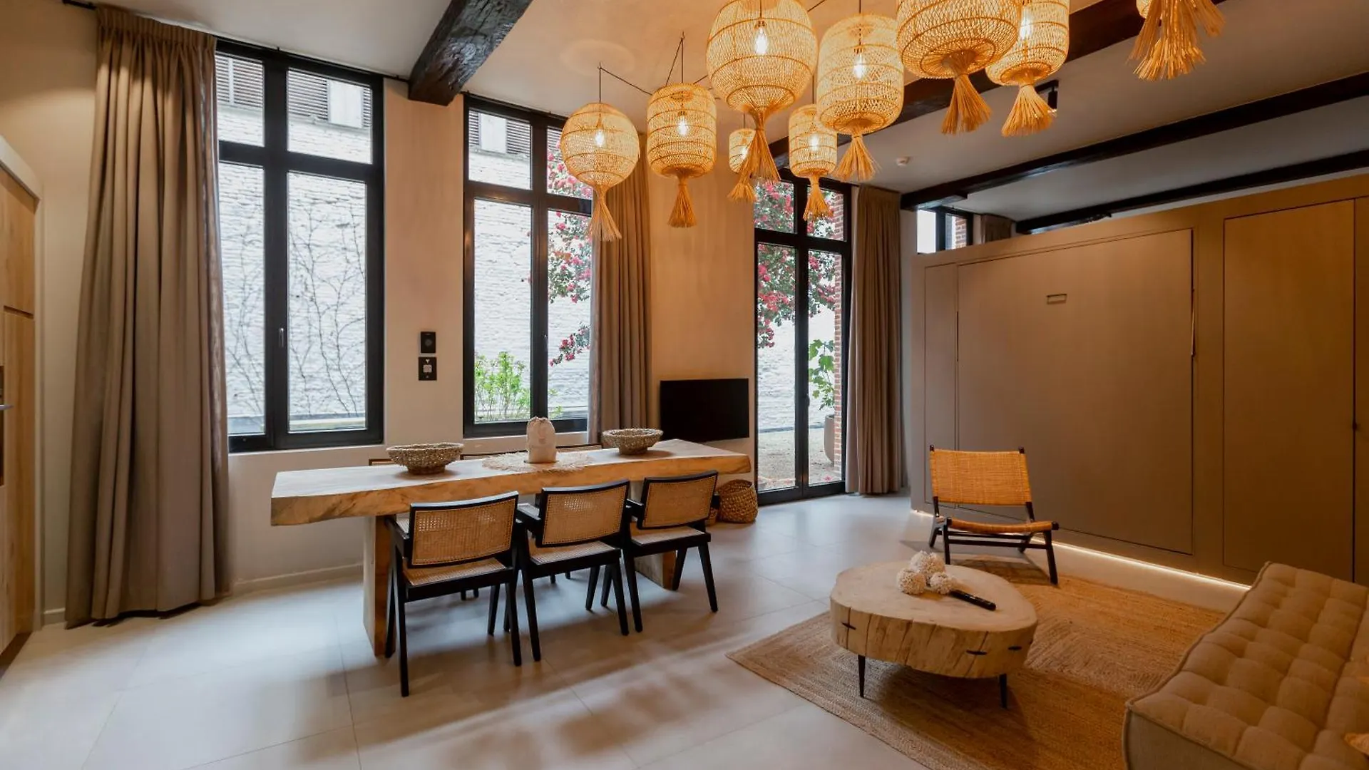 Btfl Living Antwerp Apartment