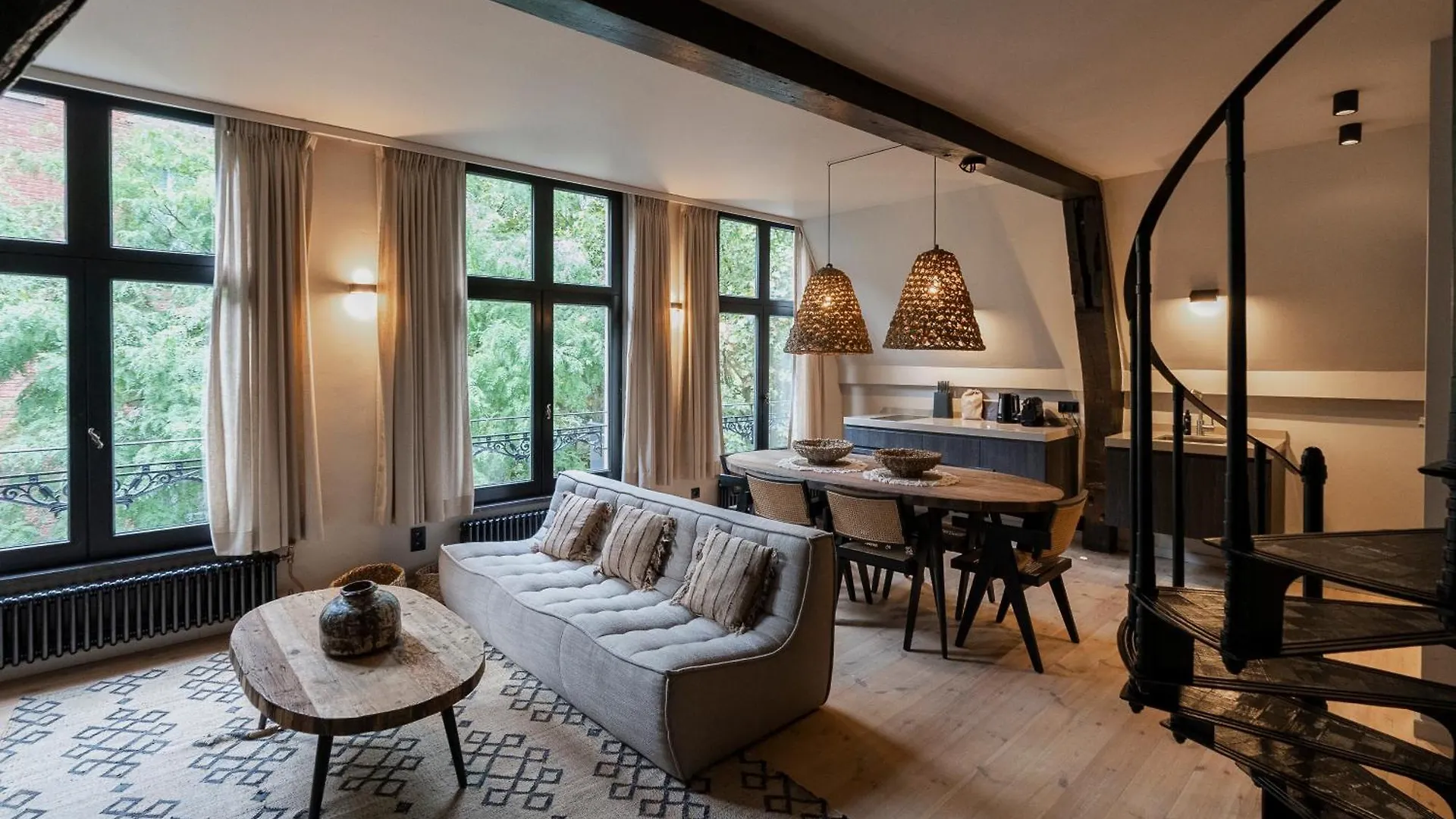 Btfl Living Antwerp Apartment