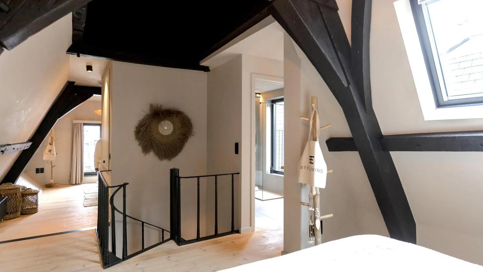 Btfl Living Antwerp Apartment