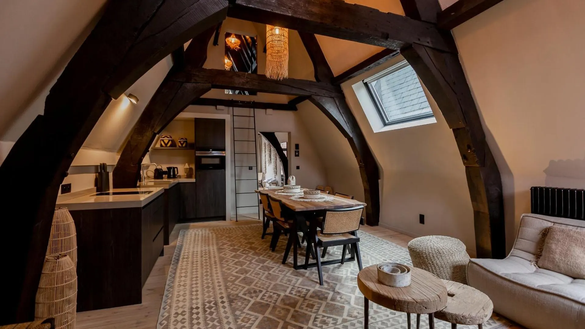 Btfl Living Antwerp Apartment