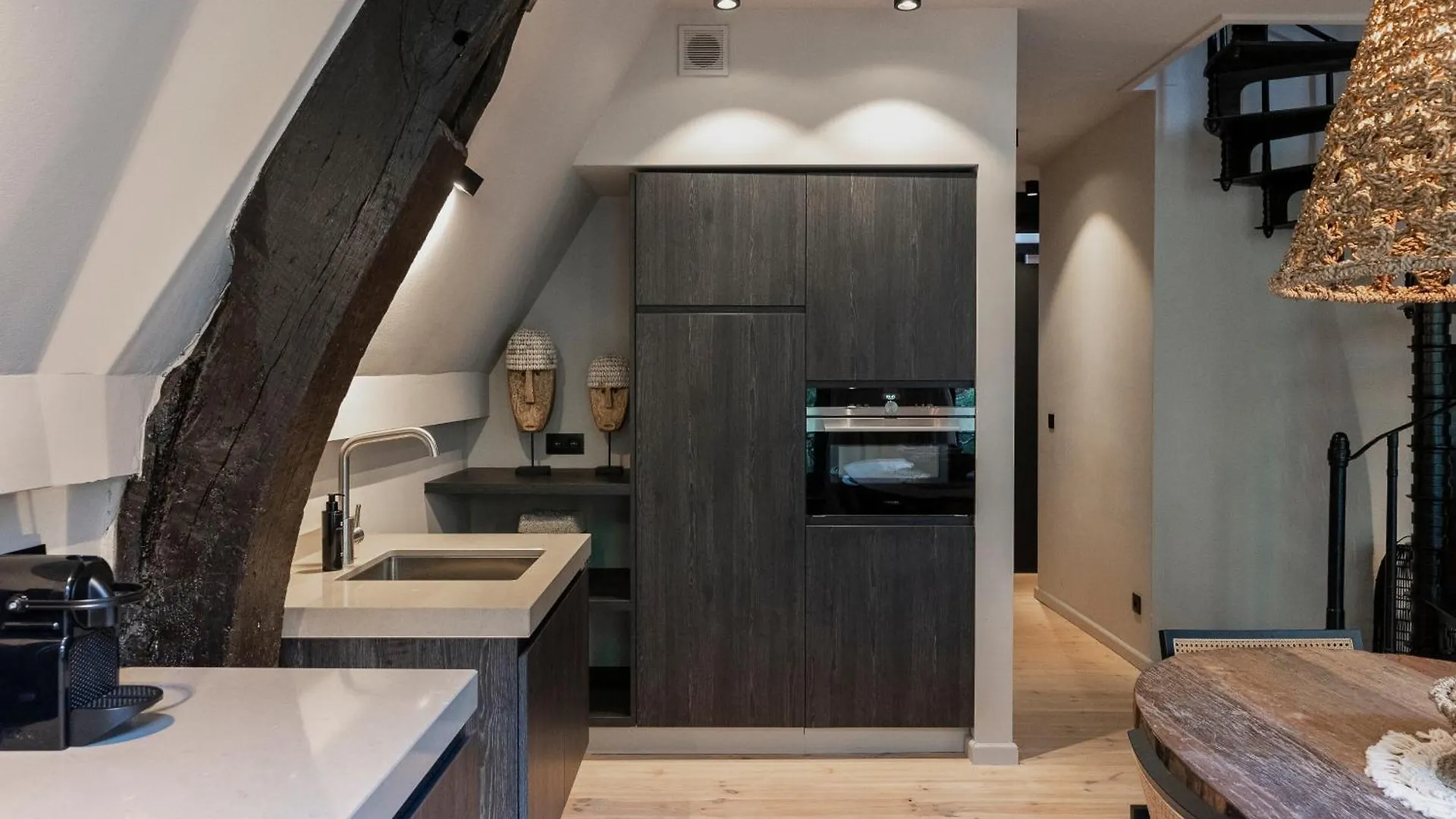 Btfl Living Antwerp Apartment